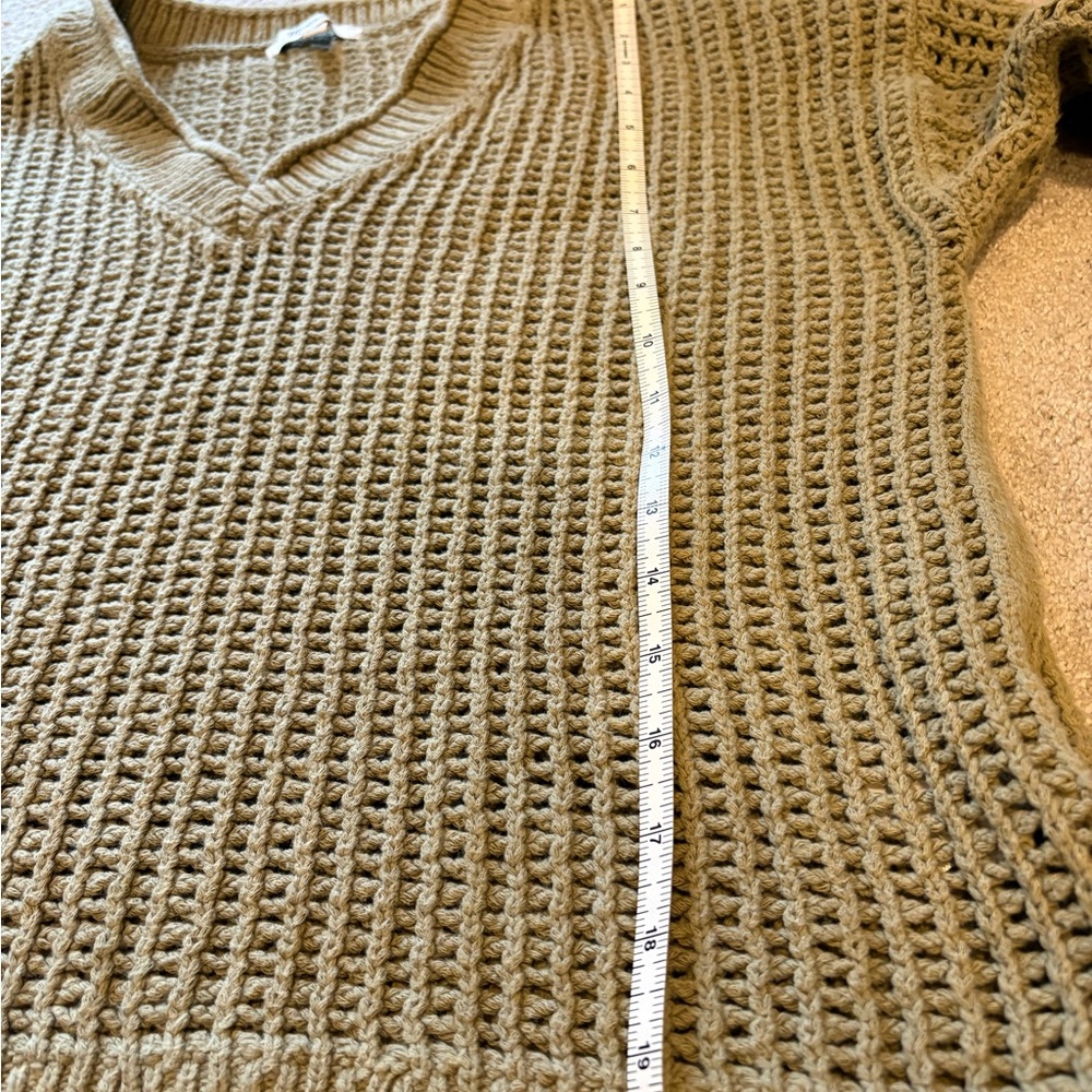 Madewell Open-Stitch V-Neck Pullover Sweater, Large - Picture 3 of 5